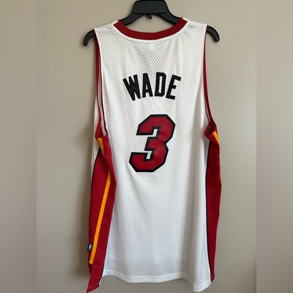 NBA Reebok White and Red Jersey “Heat” - Picture 4 of 4